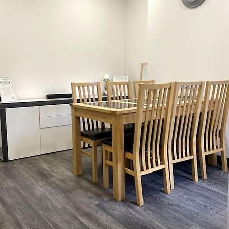 Central Area Terraced House With Private Hot Tub Lincoln Esterno foto